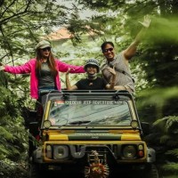 Sunrise Jeep Tour