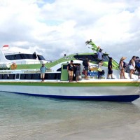 Wahana fast Boat